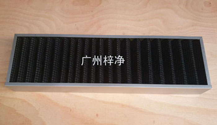 活性碳過濾器廣泛用于化學(xué)、制藥、食品、娛樂場所、需要凈化空氣的場所， 有害氣體如苯、甲醛、氨氣等的吸附脫除 溶劑的回收 ，采用活性炭氈比表面積大，吸附能力強(qiáng)，迅速處理各種有害氣體, 有效潔凈空氣對氣味的控制。