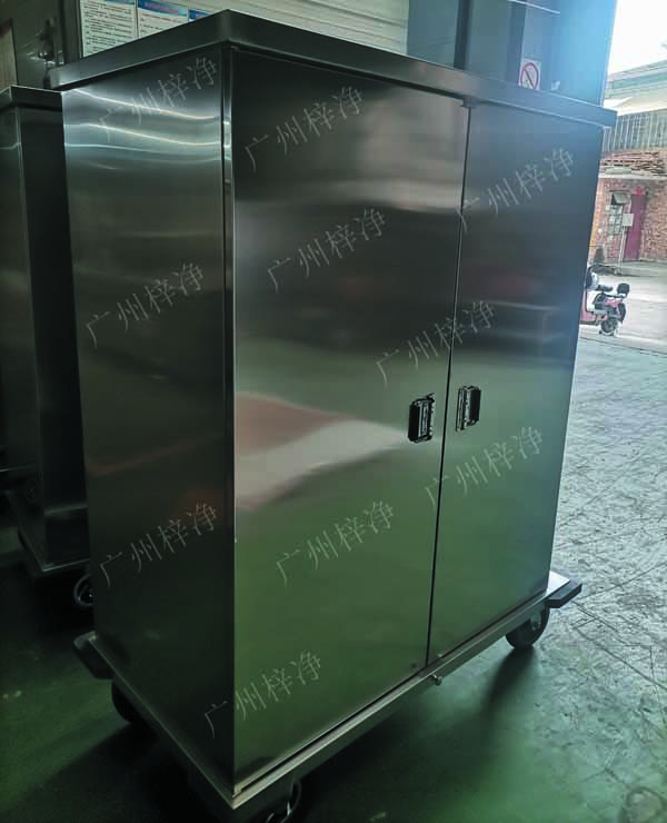 一次性物品電動(dòng)轉(zhuǎn)運(yùn)車采用304拉絲不銹鋼板面板厚度：≥1.2mm,表面作拉絲亞光處理。